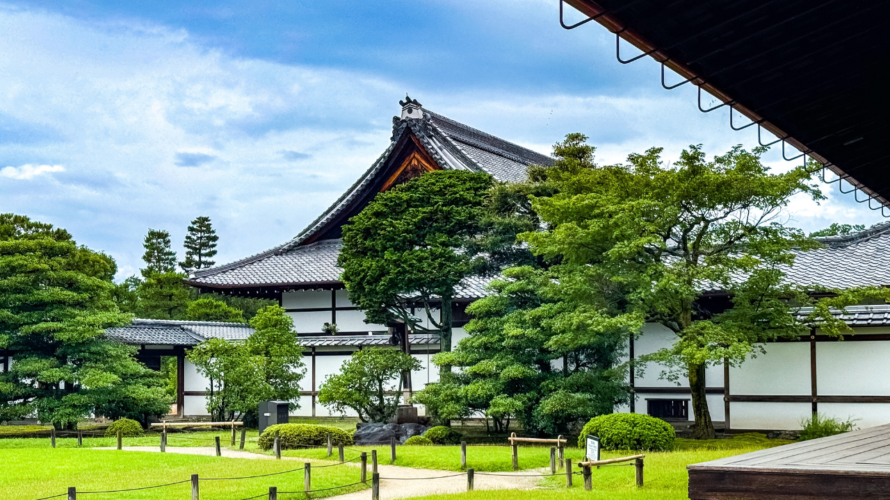 8. Nijo Castle