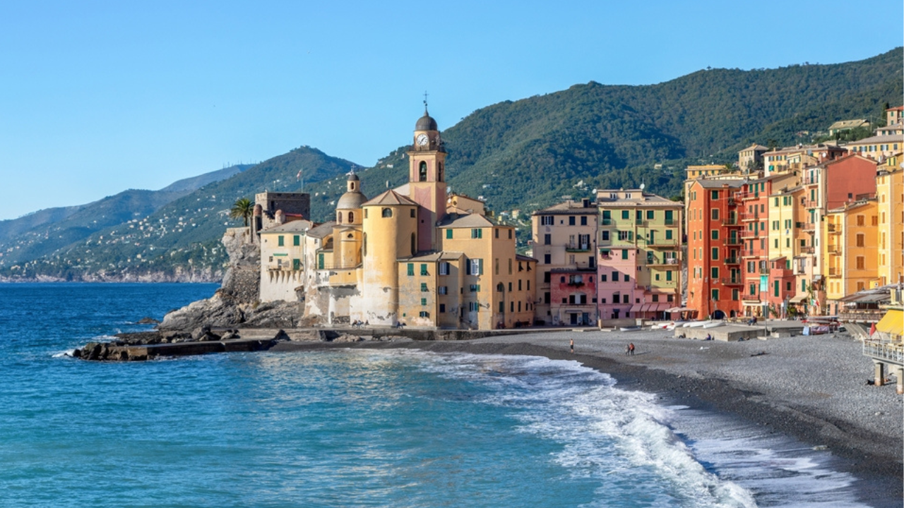 6. Camogli (Liguria)