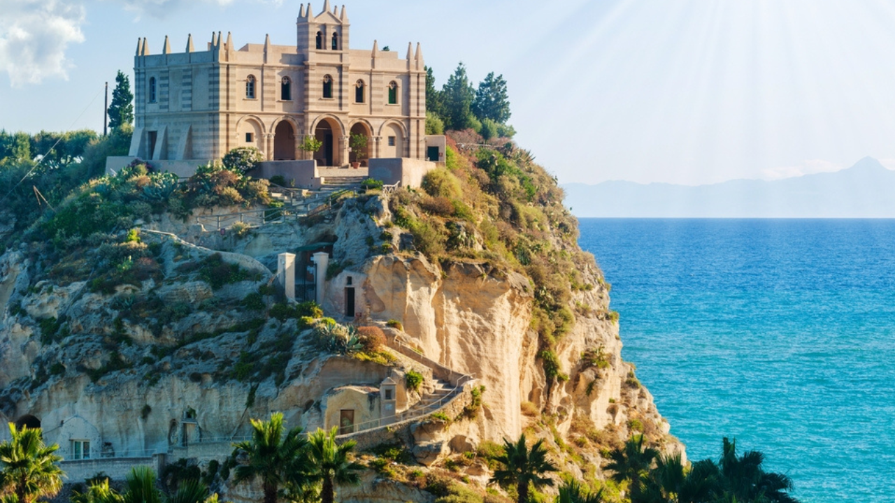 7. Tropea (Calabria)