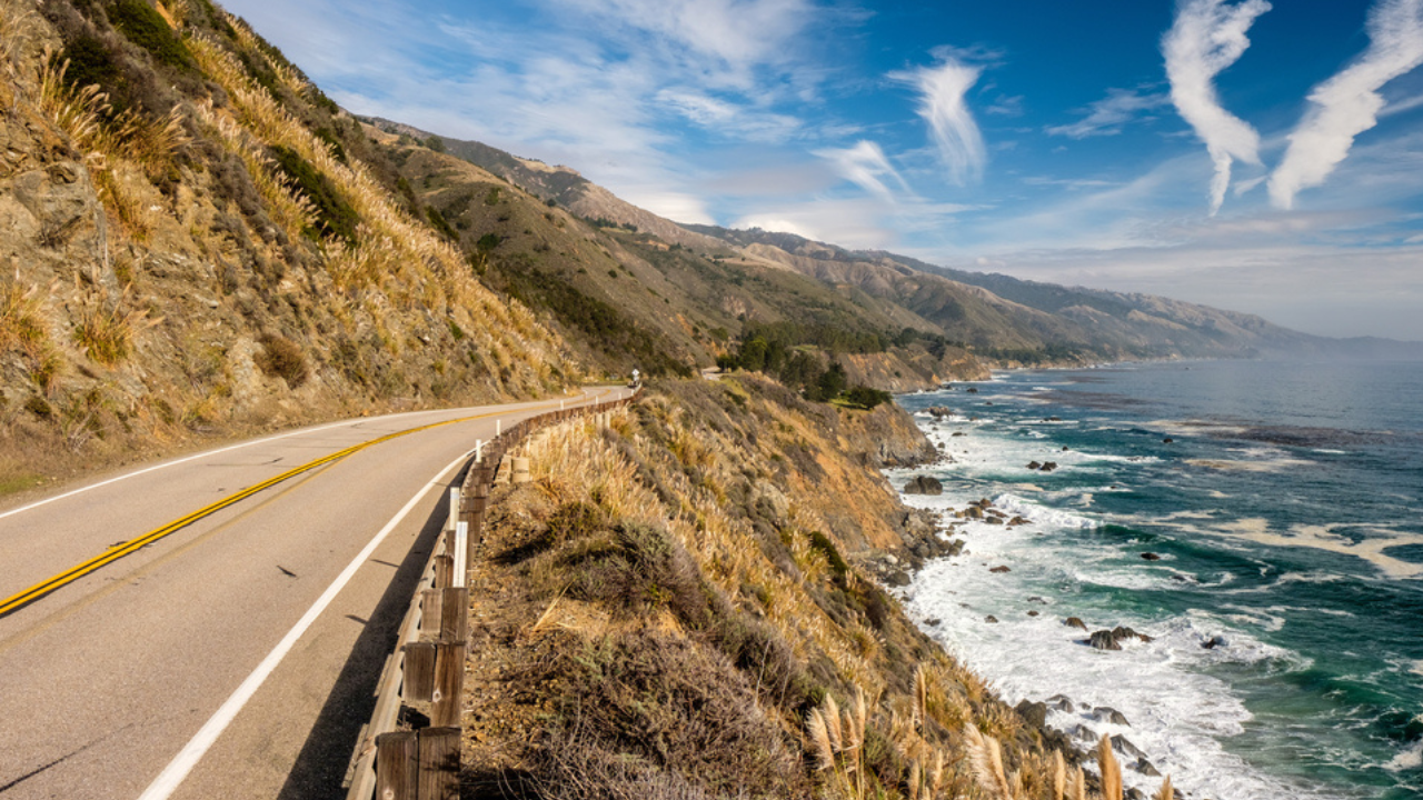 1. Pacific Coast Highway (California)