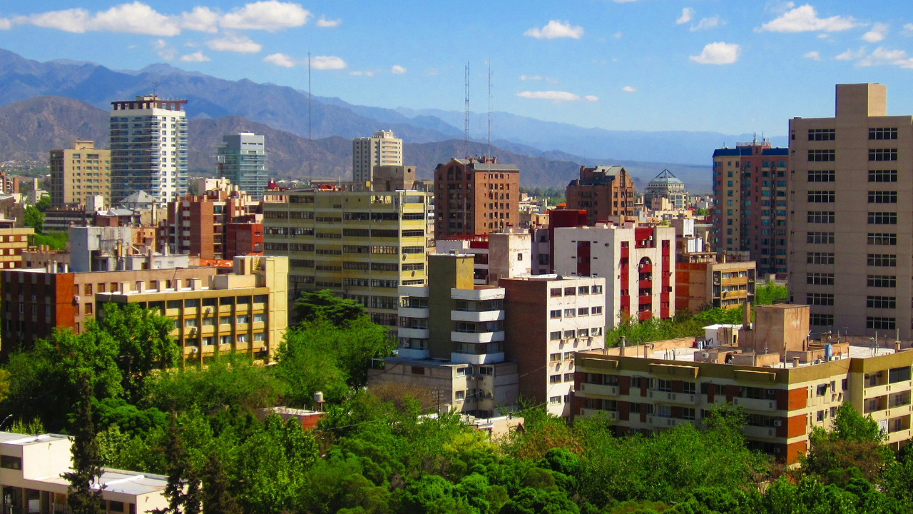6. Mendoza