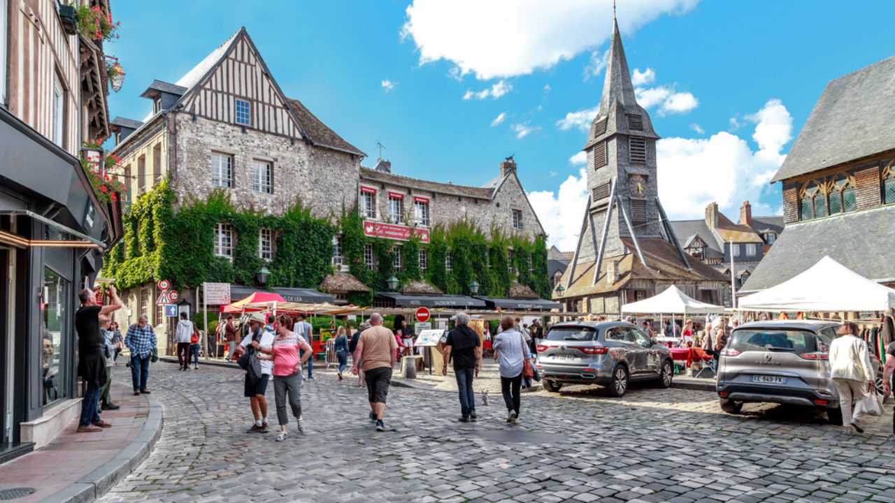 7. Honfleur