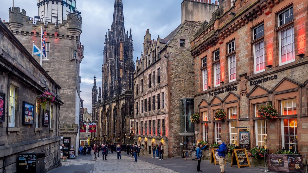 16. Royal Mile, Edinburgh (Scotland)